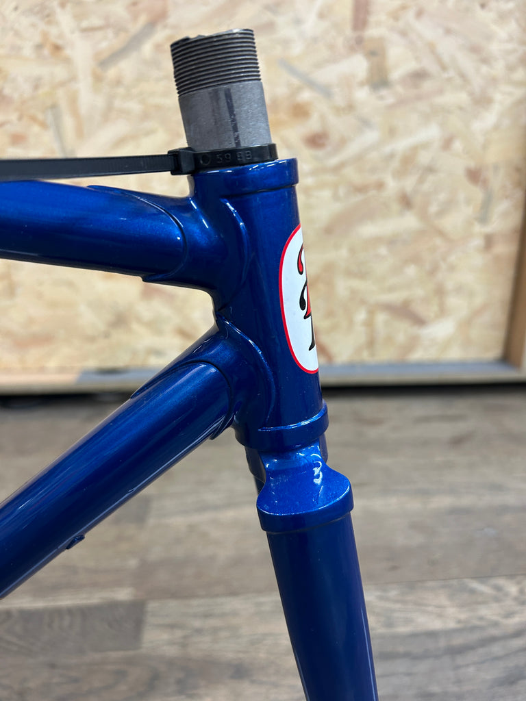 Brian Rourke 50cm Refurbished Dark Blue Steel Frame – Hackney Peddler