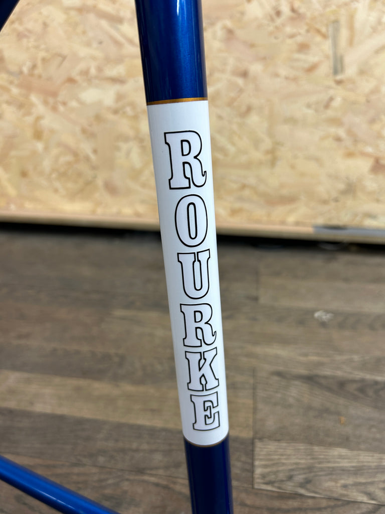 Brian Rourke 50cm Refurbished Dark Blue Steel Frame – Hackney Peddler