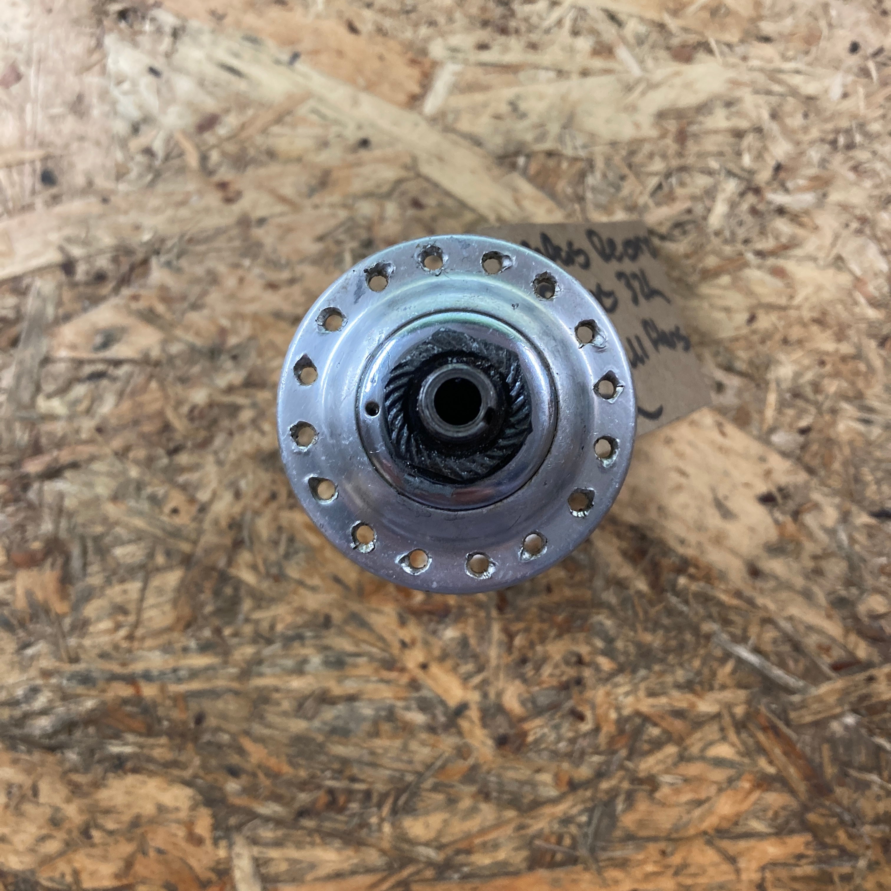 Campagnolo Record 32h Front Hub